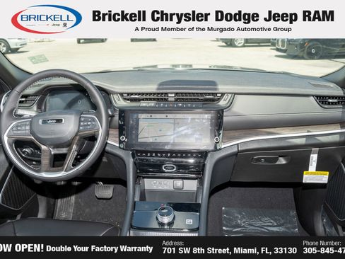 New 2026 Jeep Grand Cherokee L Limited RWD image 23