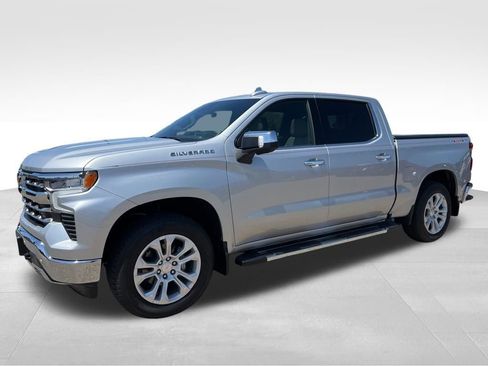 Used 2022 Chevrolet Silverado 1500 LTZ w/ LTZ Premium Package AWD/4WD image 11