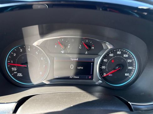 Used 2024 Chevrolet Traverse LT FWD image 20