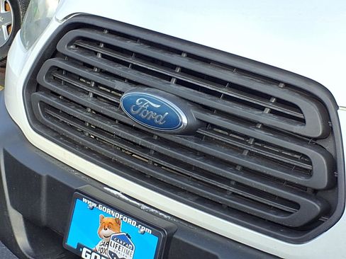 Used 2016 Ford Transit 150 XL image 27