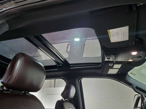 Used 2017 Ford F250 Platinum w/ Platinum Ultimate Package image 16