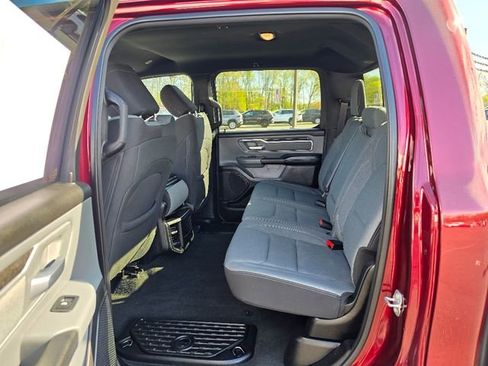 Used 2022 RAM 1500 Big Horn AWD/4WD image 22