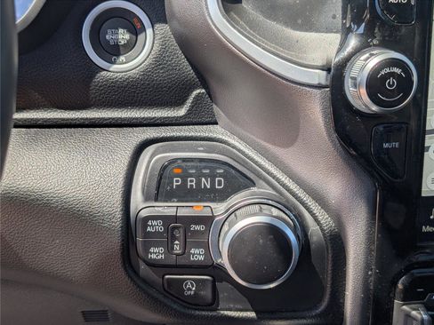 Used 2022 RAM 1500 Big Horn AWD/4WD image 28