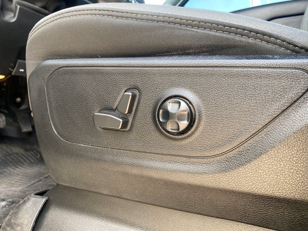 Used 2021 RAM 1500 Lone Star AWD/4WD image 46