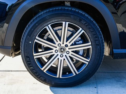 New 2026 Mercedes-Benz GLE 350 4MATIC image 9