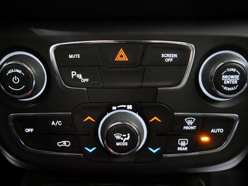 Used 2019 Jeep Compass Limited w/ Safety & Security Group image 19