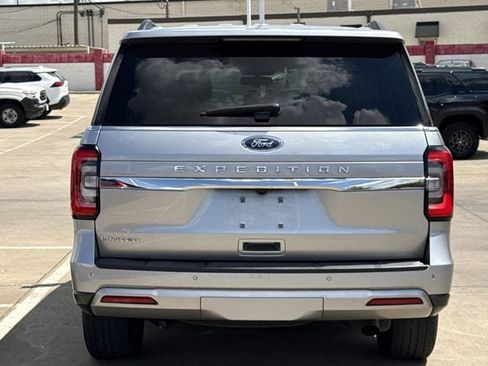 Used 2024 Ford Expedition Limited RWD image 5