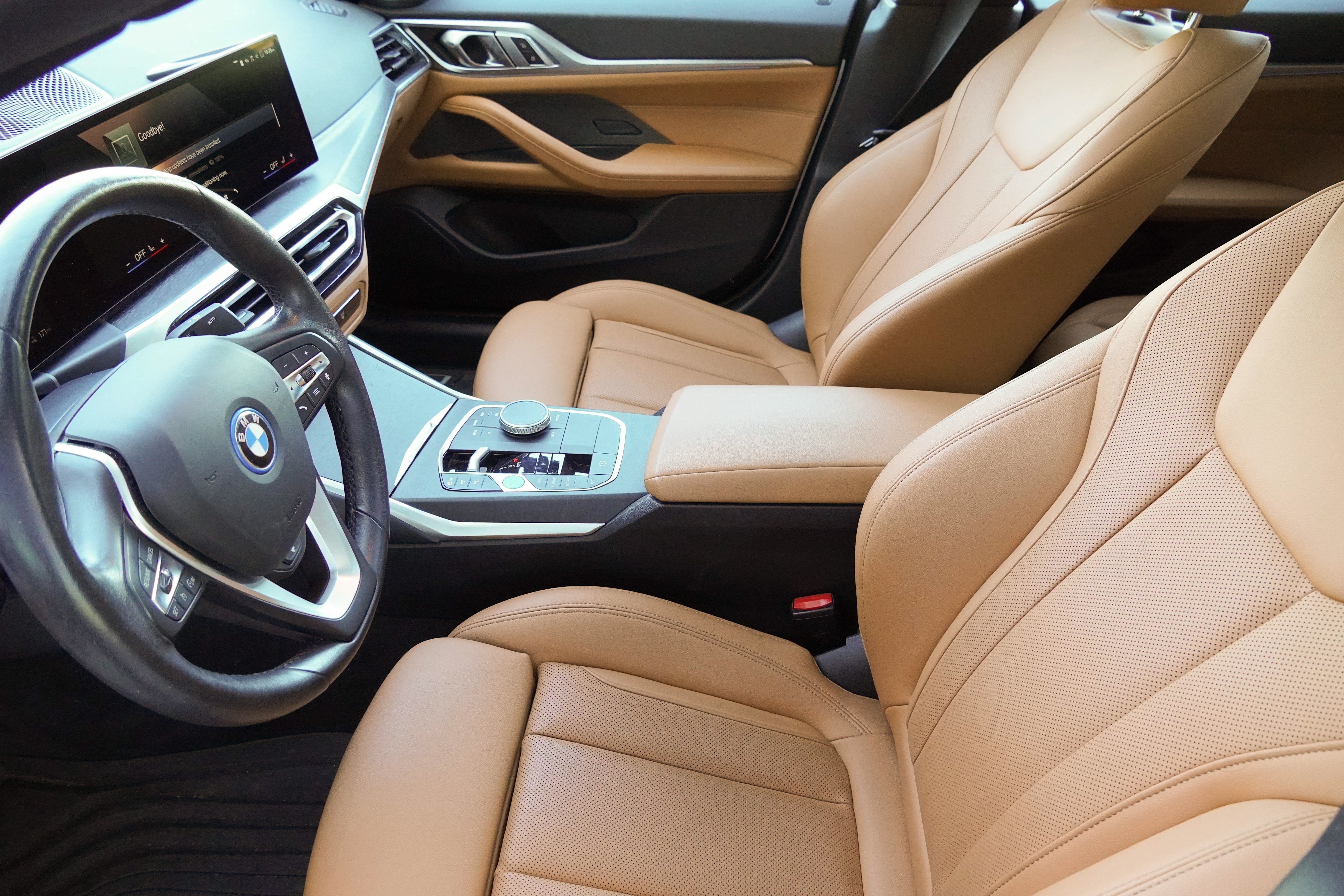 Certified 2024 BMW i4 eDrive40 w/ Premium Package RWD image 8