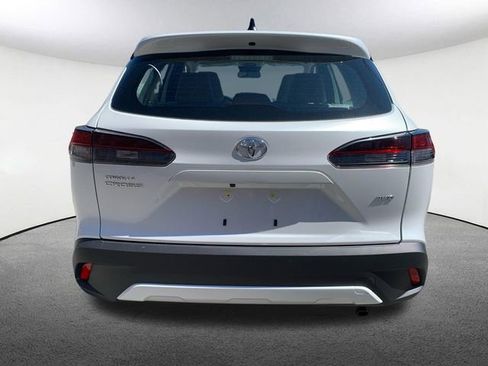 New 2026 Toyota Corolla Cross L image 10