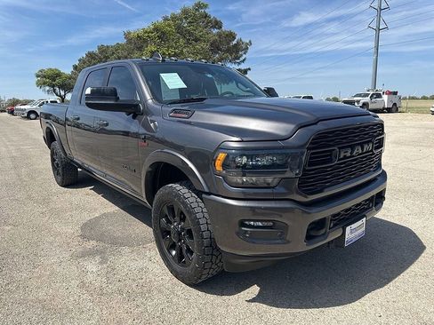 Used 2021 RAM 2500 Limited image 3