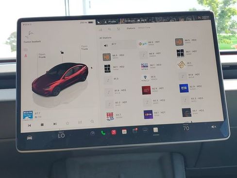 Used 2024 Tesla Model 3 Performance AWD/4WD image 28