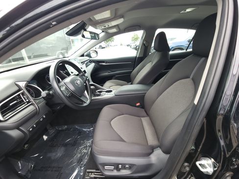 Used 2024 Toyota Camry LE FWD image 17