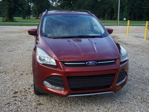 Used 2016 Ford Escape SE w/ Equipment Group 201A AWD/4WD image 4