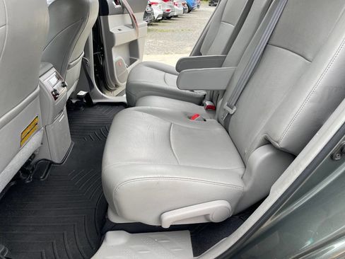 Used 2012 Toyota Highlander Limited w/ Tow Pkg AWD/4WD image 51