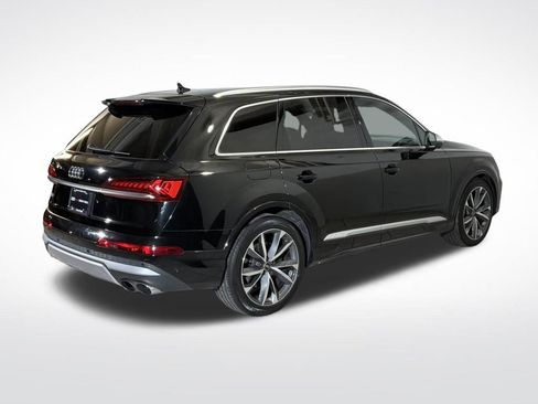 Used 2022 Audi SQ7 Premium Plus w/ SQ7 Executive Package image 9