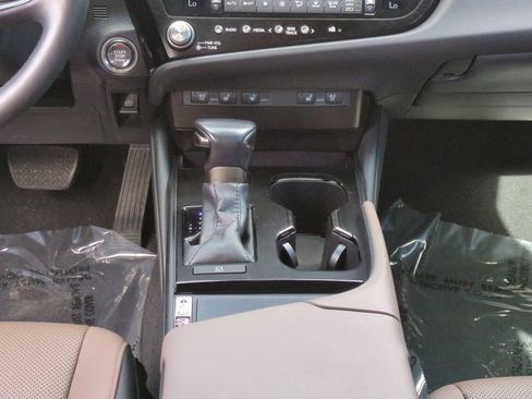 Used 2023 Lexus ES 350 w/ Premium Package image 19