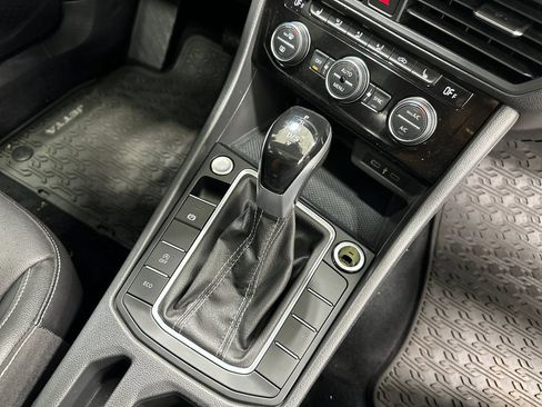 Used 2022 Volkswagen Jetta SE FWD image 21