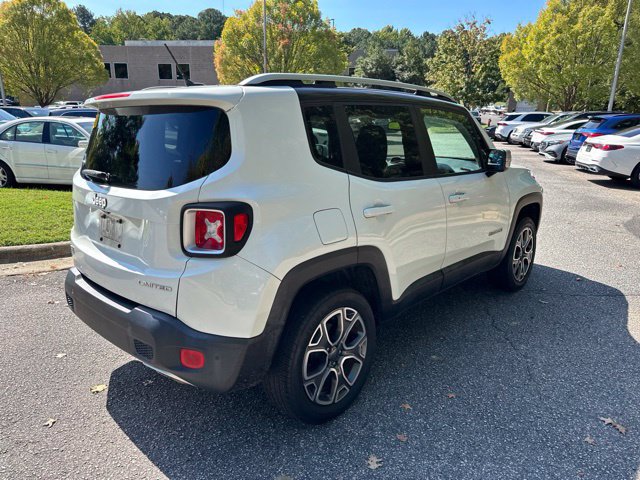 Used 2017 Jeep Renegade Limited AWD/4WD image 5