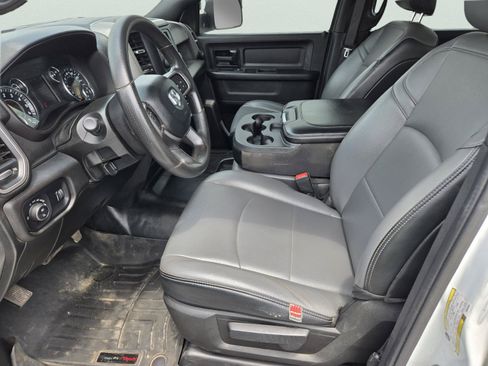 Used 2022 RAM 2500 Tradesman w/ Chrome Appearance Group AWD/4WD image 15