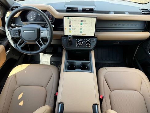 New 2026 Land Rover Defender 110 X-Dynamic SE image 17