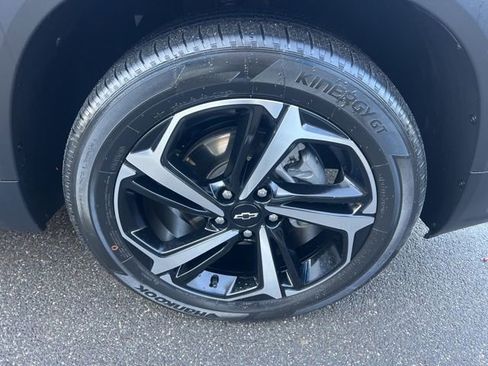 Used 2023 Chevrolet TrailBlazer RS w/ Convenience Package image 13