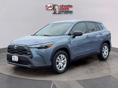 Used 2026 Toyota Corolla Cross L FWD image 1