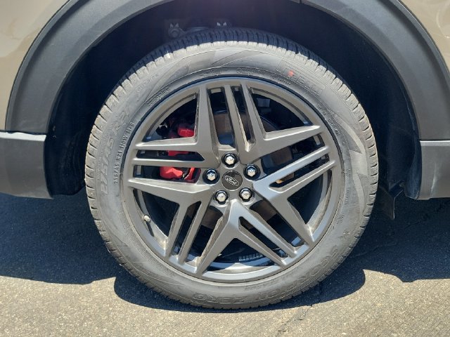 New 2026 Ford Explorer ST w/ Sun And Sound Package RWD image 5