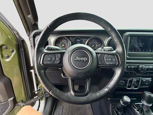 Used 2022 Jeep Wrangler Unlimited Sport AWD/4WD image 34