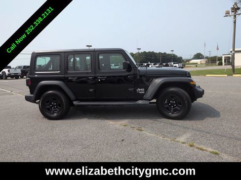 Used 2018 Jeep Wrangler Unlimited Sport AWD/4WD image 6