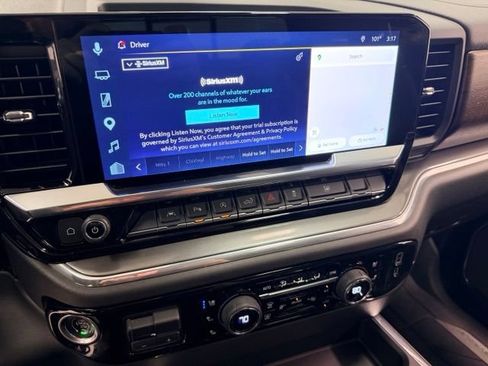 Certified 2025 Chevrolet Silverado 1500 High Country w/ High Country Premium Package AWD/4WD image 13