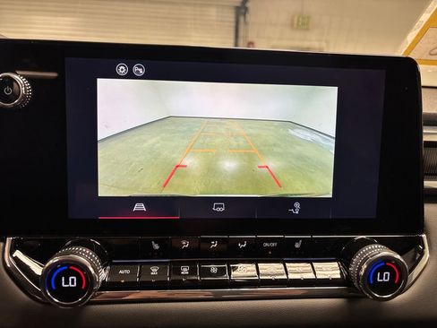 New 2026 GMC Canyon Elevation w/ Convenience Package image 37