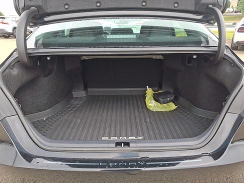 Used 2024 Toyota Camry LE w/ Convenience Package FWD image 29
