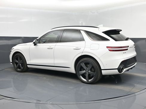 Used 2025 Genesis GV70 3.5T Sport w/ Sport Prestige Package AWD/4WD image 4