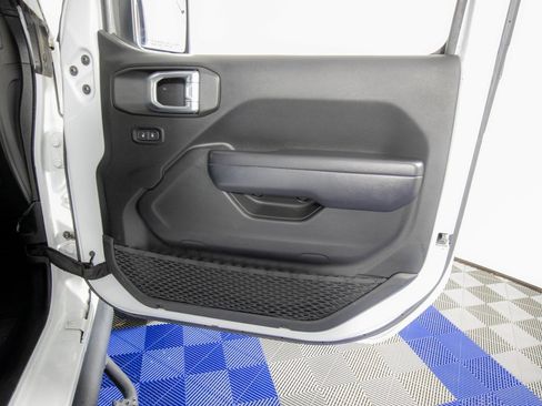 Used 2021 Jeep Wrangler Unlimited Sport w/ Sun And Sound Package image 15