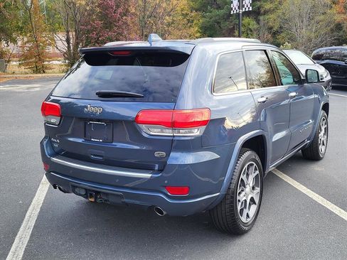 Used 2019 Jeep Grand Cherokee Overland image 2
