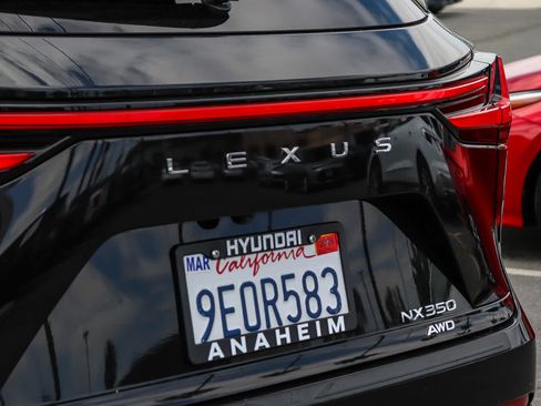 Used 2023 Lexus NX 350 AWD image 12
