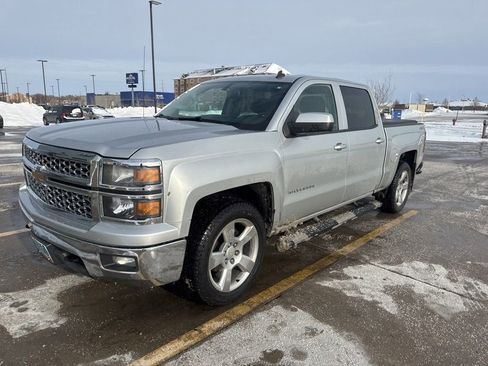 Used 2014 Chevrolet Silverado 1500 LT w/ LT Convenience Package image 3