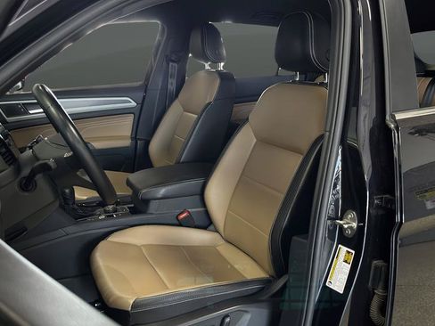 Used 2022 Volkswagen Atlas Cross Sport SE AWD/4WD image 9