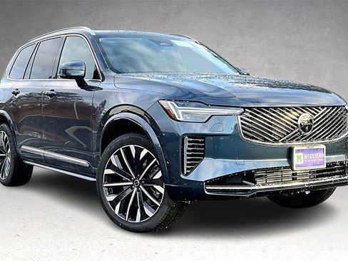 New 2026 Volvo XC90 T8 Plus w/ Protection Package Premier image 2