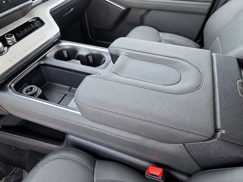 New 2027 Ford Expedition Max Active RWD image 24