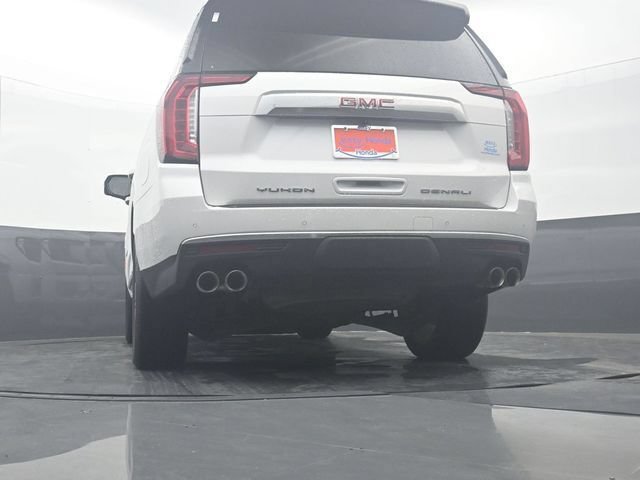 Used 2024 GMC Yukon Denali RWD image 32