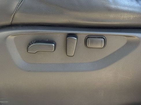 Used 2023 Nissan Armada SL w/ Captain's Chairs Package RWD image 29