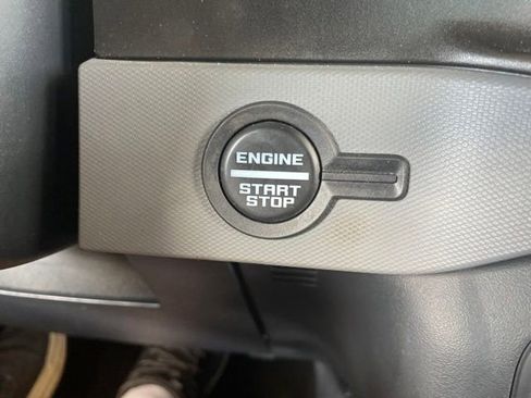 Used 2022 Ford Bronco 2-Door AWD/4WD image 40