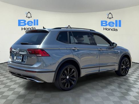 Used 2021 Volkswagen Tiguan SE R-Line w/ 3rd Row Seat Package AWD/4WD image 4