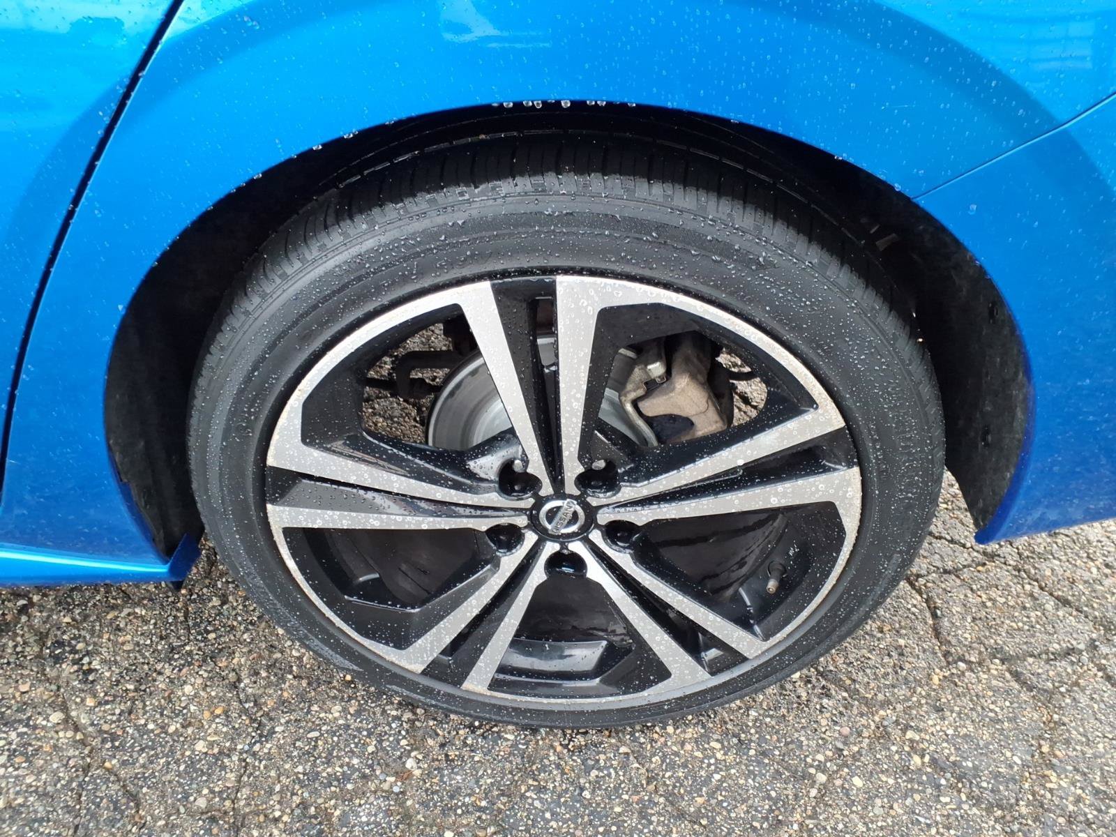 Used 2020 Nissan Sentra SR FWD image 7
