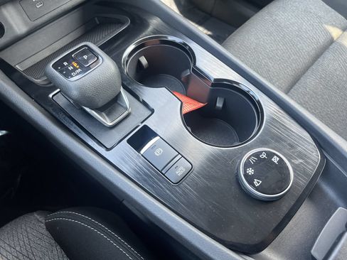 Used 2025 Nissan Rogue SV AWD/4WD image 7