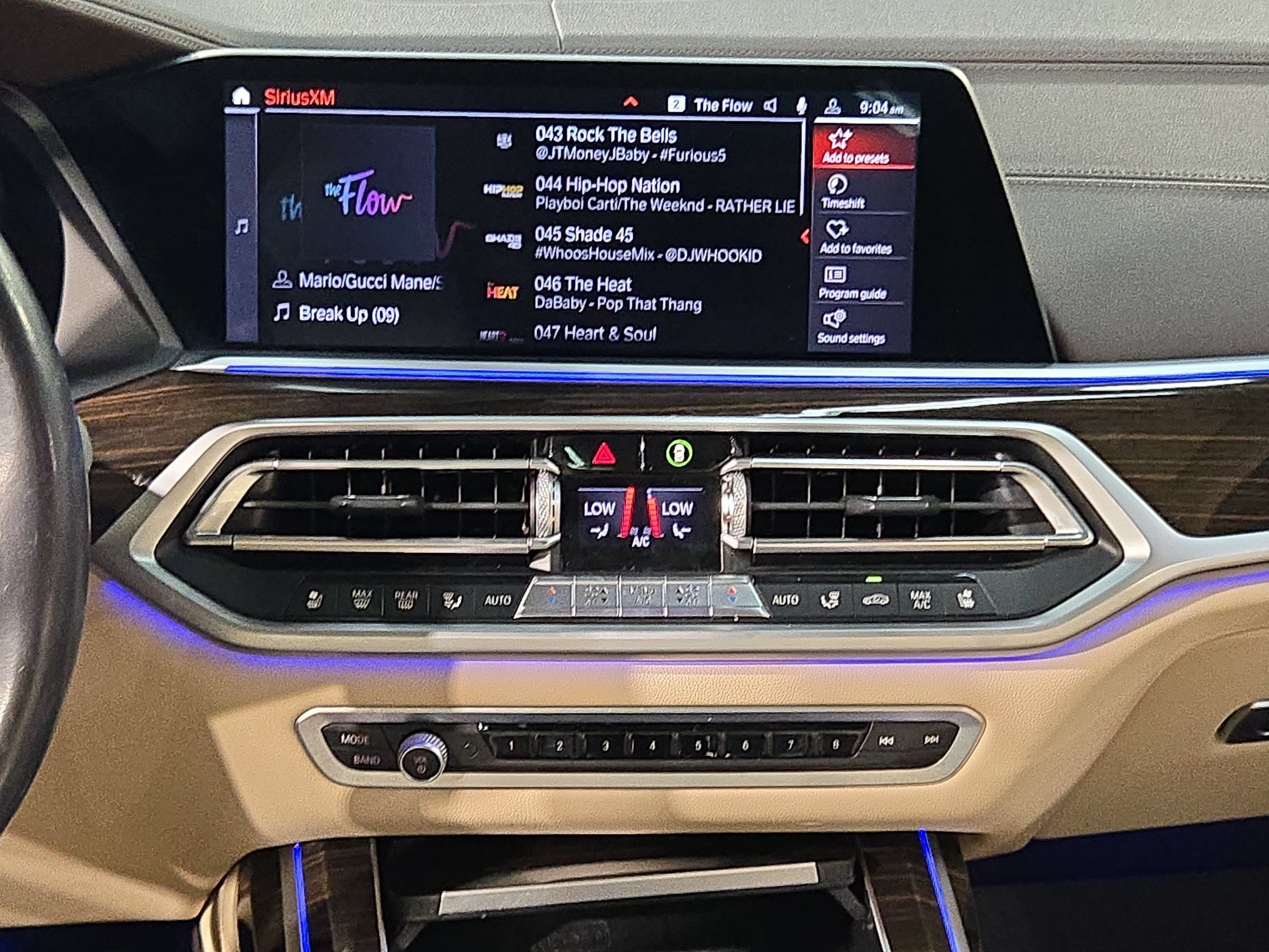 Used 2019 BMW X7 xDrive40i w/ Premium Package AWD/4WD image 16