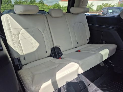 Used 2018 Ford Expedition Platinum RWD image 26