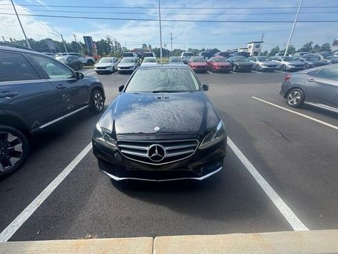 Used 2016 Mercedes-Benz E 350 Sedan image 2