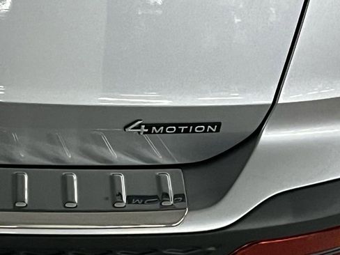 Used 2022 Volkswagen Taos SE image 35